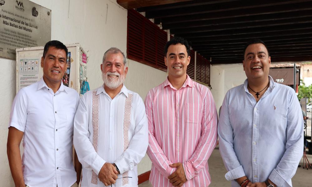 Universitarios estarán a la expectativa del ejercicio del nuevo gobierno de Puerto Vallarta