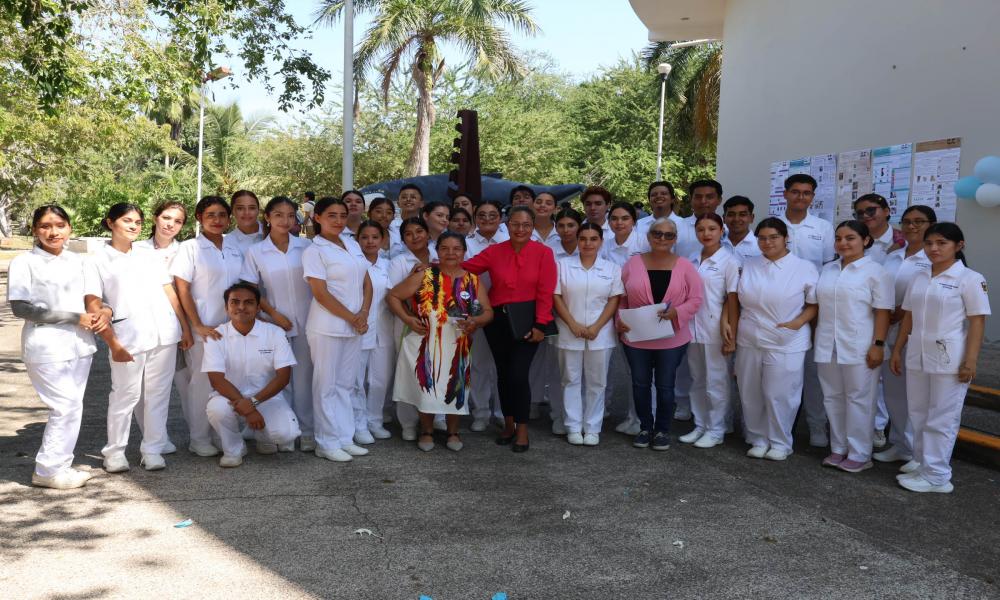 Estudiantes de las áreas de la salud compartieron sus conocimientos a la comunidad universitaria