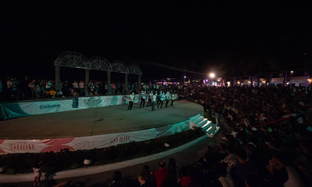 Impulsan los Universitarios la Activación Física a través del Baile