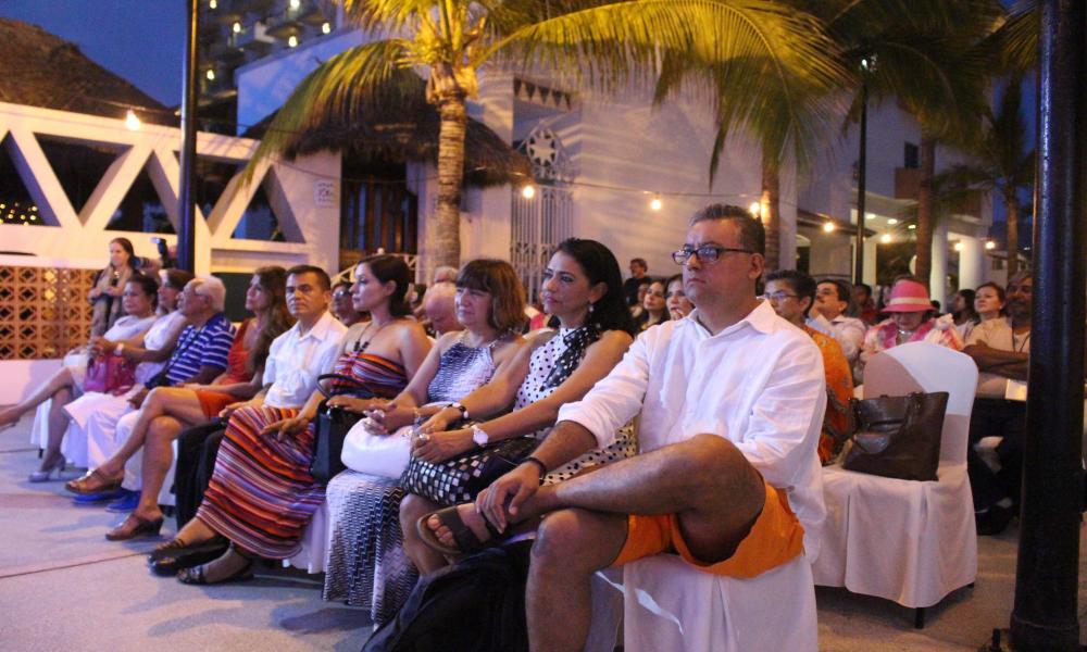 Concluye Letras en la Mar con deseos de permanencia en Puerto Vallarta