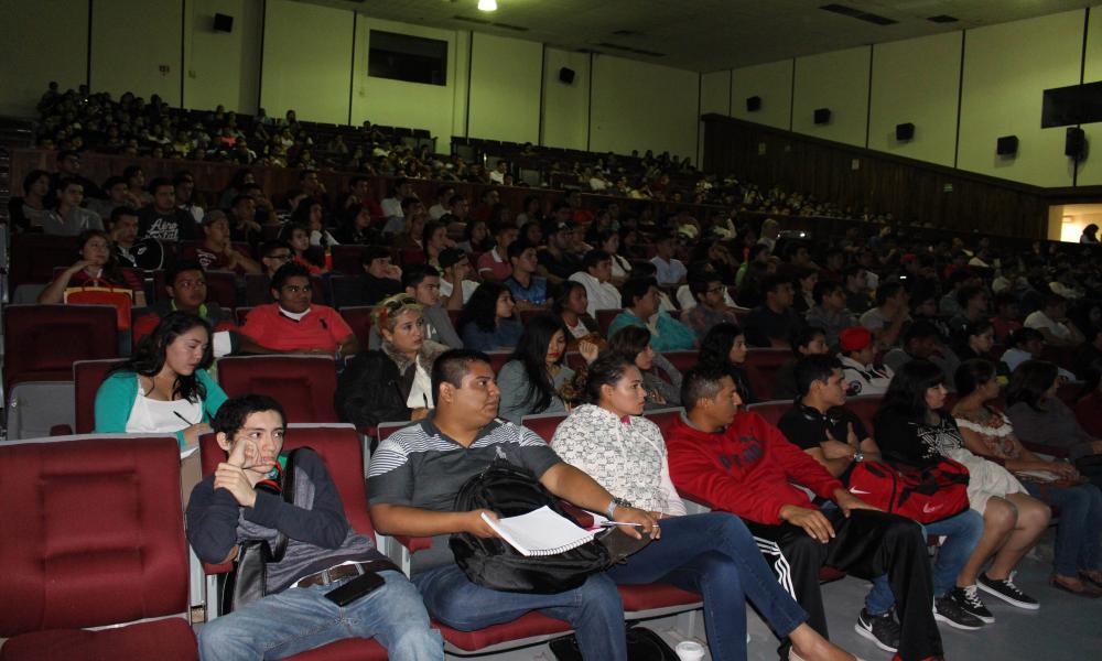 Admite el Centro Universitario de la Costa a más de 630 estudiantes de nivel superior