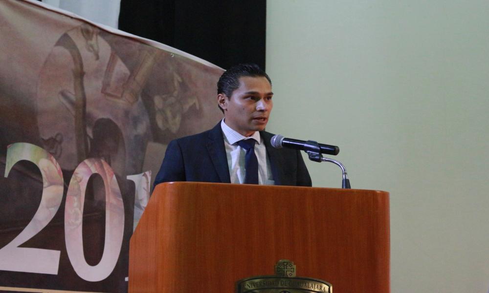 Compromiso y entrega, valores de egresados de Medicina del CUCosta