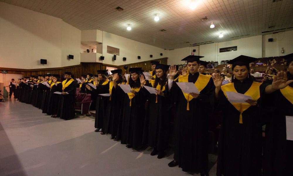 Egresa la Décima Quinta Generación de Licenciatura en Medicina