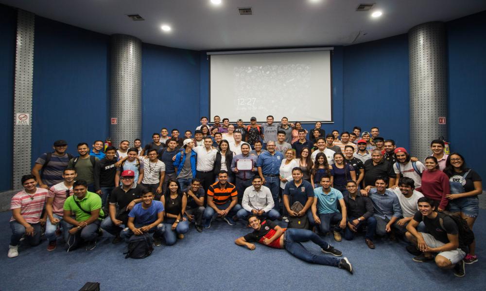 Ingeniería Civil del CUCosta obtiene re-acreditación nacional de calidad