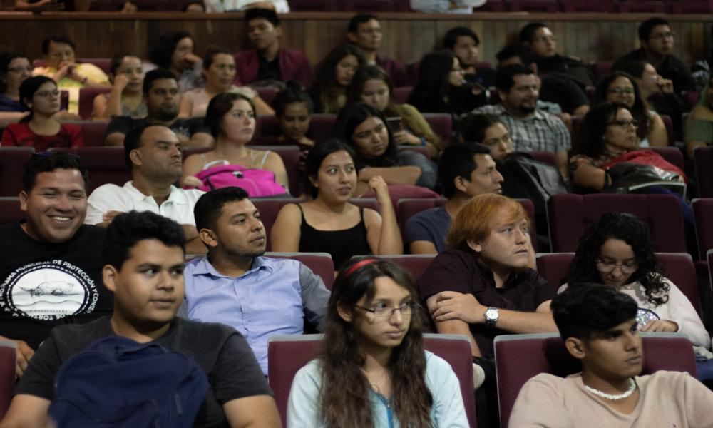 Rinden homenaje a Juan Luis Cifuentes por 65 años de docencia