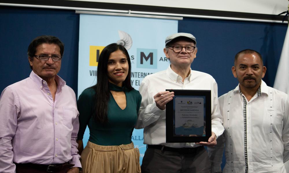 Letras en la Mar rinde homenaje al poeta veracruzano Francisco Hernández