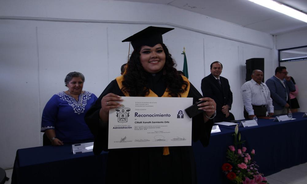 Egresa la primera generación del CUCosta en su Sede Tomatlán