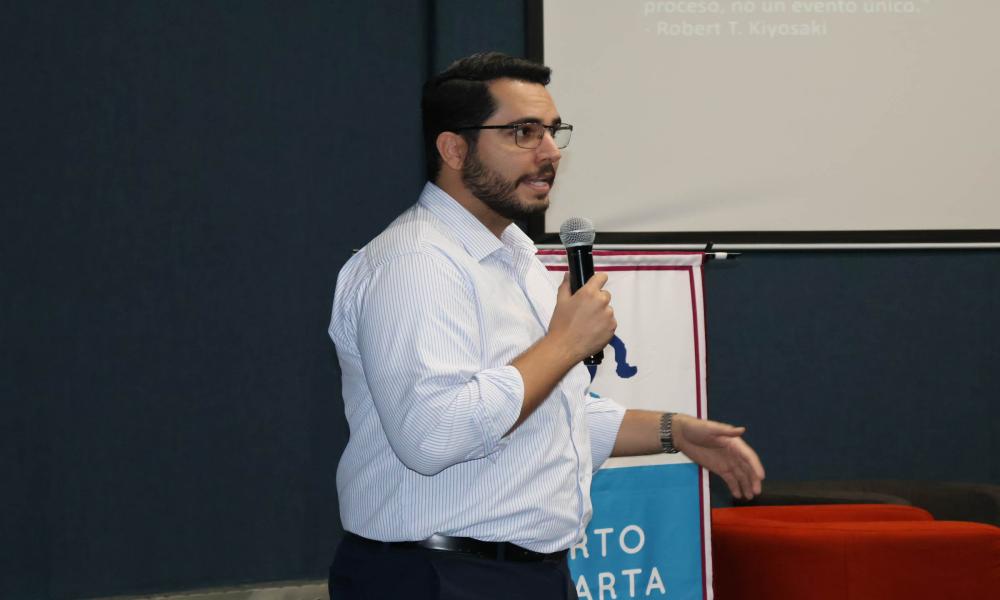 Gran interés generó la mesa redonda: “Seguros Esenciales para Jóvenes: ¿Cuáles, ¿Cuándo? y ¿Cómo Elegirlos?