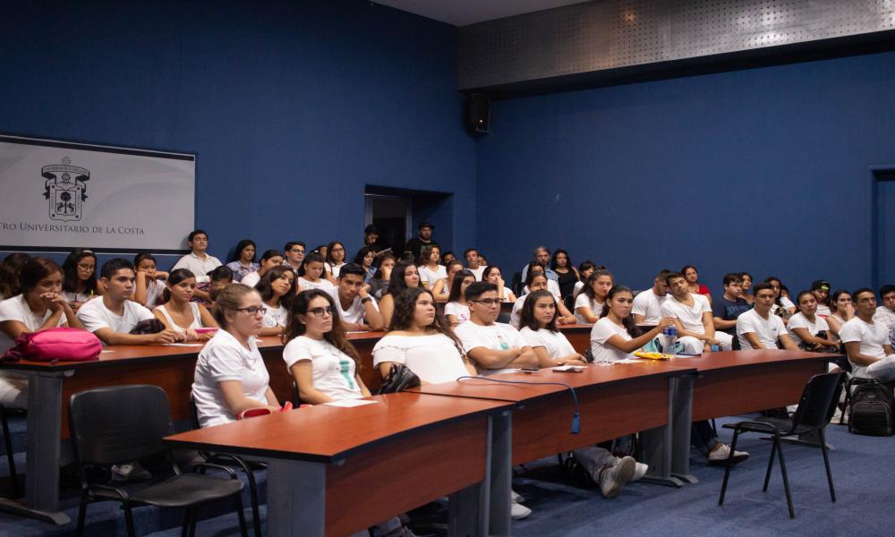 Caravana Cannábica 2018 llega al CUCosta.