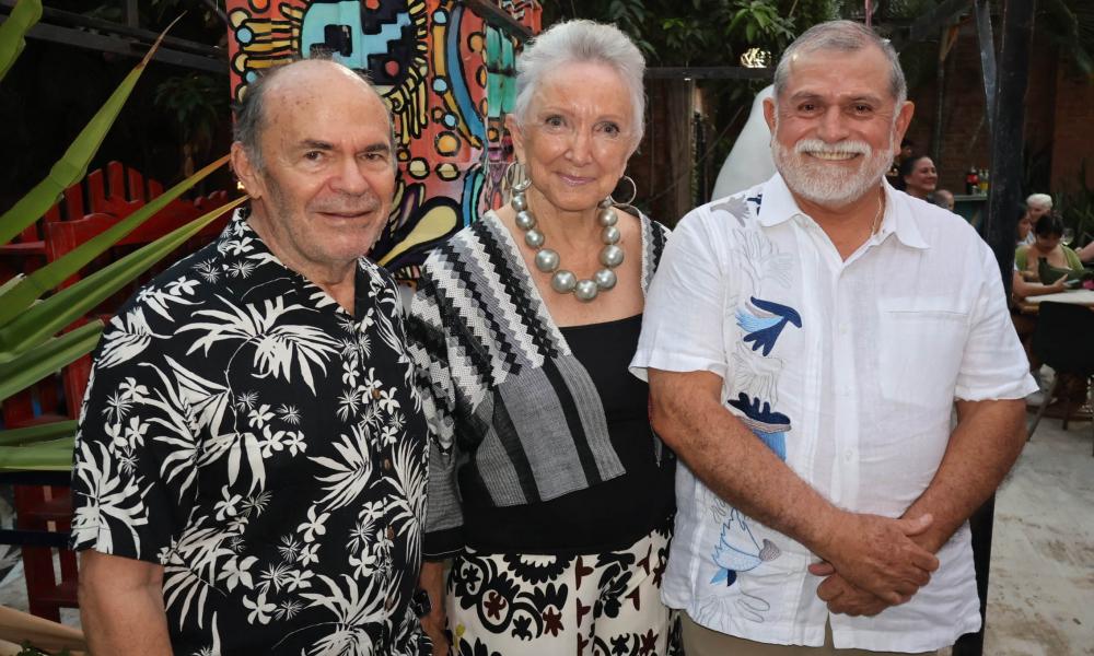 Demuestran estudiantes de Artes Visuales su talento en en ARTe VallARTa Museo