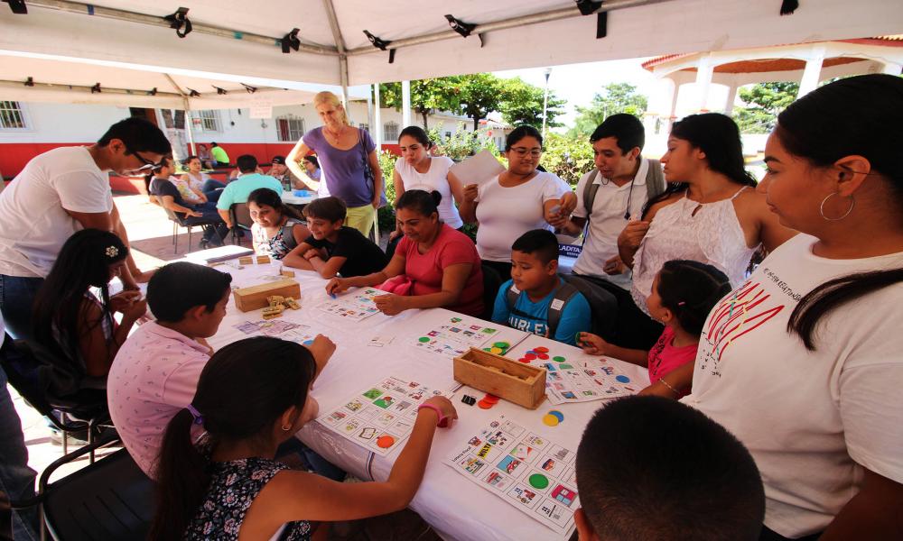 A través del CUCosta Habitantes de “Las Palmas” Recibieron Significativa Ayuda de “Brigadas Universitarias”