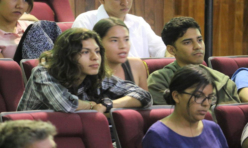 En el CUCosta Impartieron Conferencia “Masculinidad ¿Para Qué”