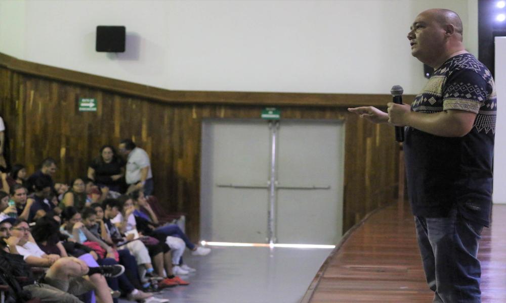 En el CUCosta Impartieron Conferencia “Masculinidad ¿Para Qué”