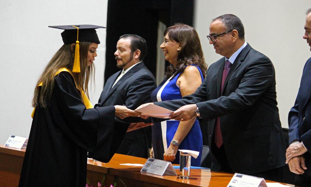 Egresó la III Generación de Licenciados en Nutrición.