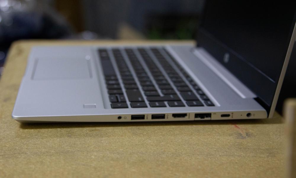 Lanza UdeG el Programa “Desde casa”, préstamo de computadoras para estudiantes