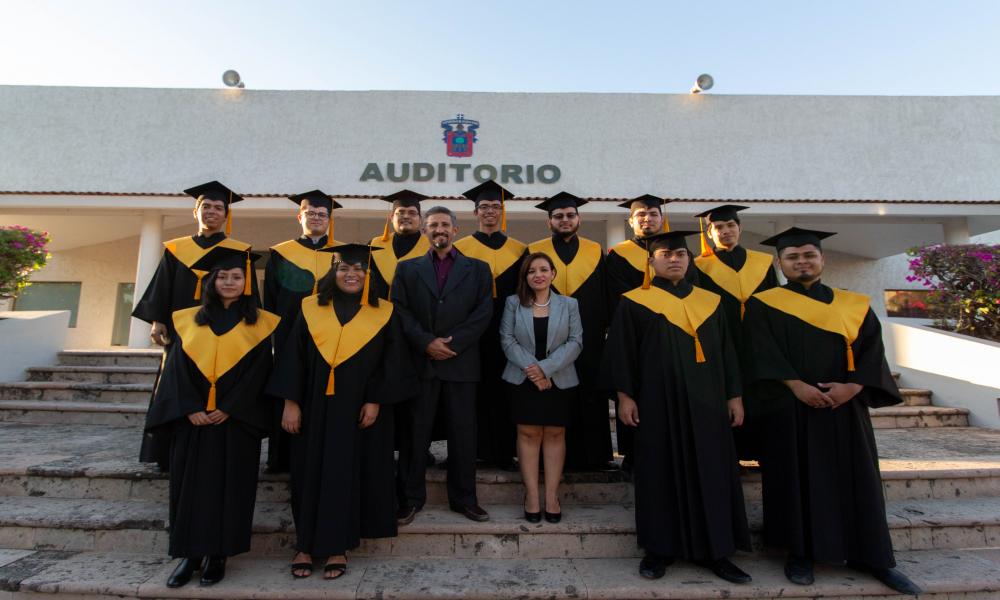 Egresa generación de Ingenieros en Comunicación Multimedia y Telemática del CUCosta
