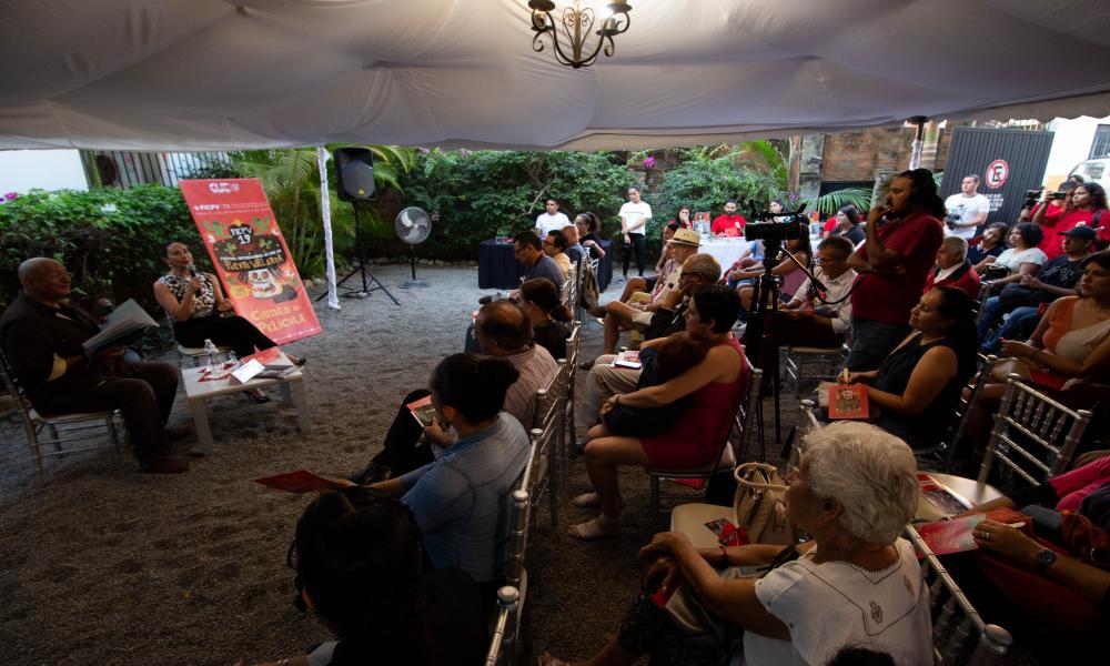 FICPV entrega “La Iguana de Oro” a Blanca Guerra