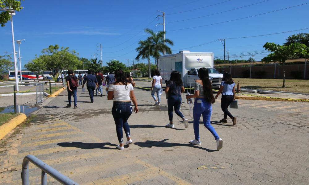 Segunda jornada de exámenes de admisión convoca a 5 mil 994 aspirantes