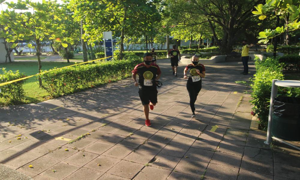 Todo un éxito la 4ta. Carrera Leones Negros Puerto Vallarta en formato híbrido