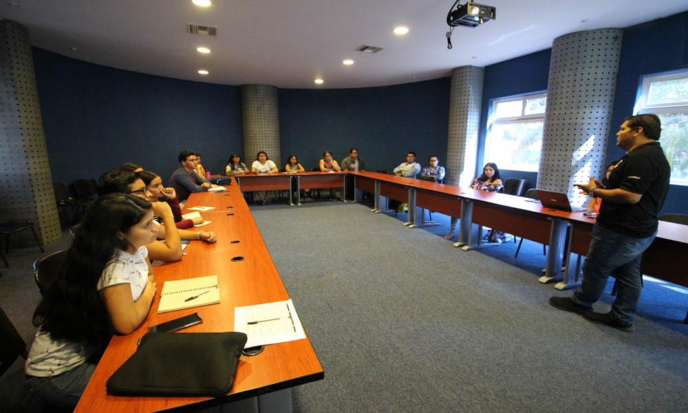 En el CUCosta 27 Alumnos Tienen la Oportunidad de Estudiar en el Extranjero