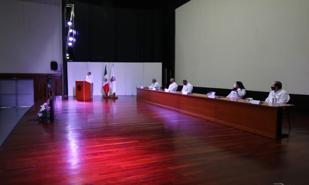 Implementamos nuevos modelos educativos en apoyo a los alumnos del CUCosta Rector