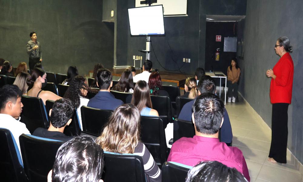 Participaron estudiantes en ponencias de prevención de “Micosis”
