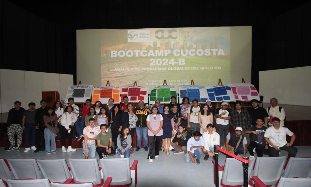 Se desarrolla con éxito el primer curso “Clase de Análisis de Problemas Globales del Siglo XXI”