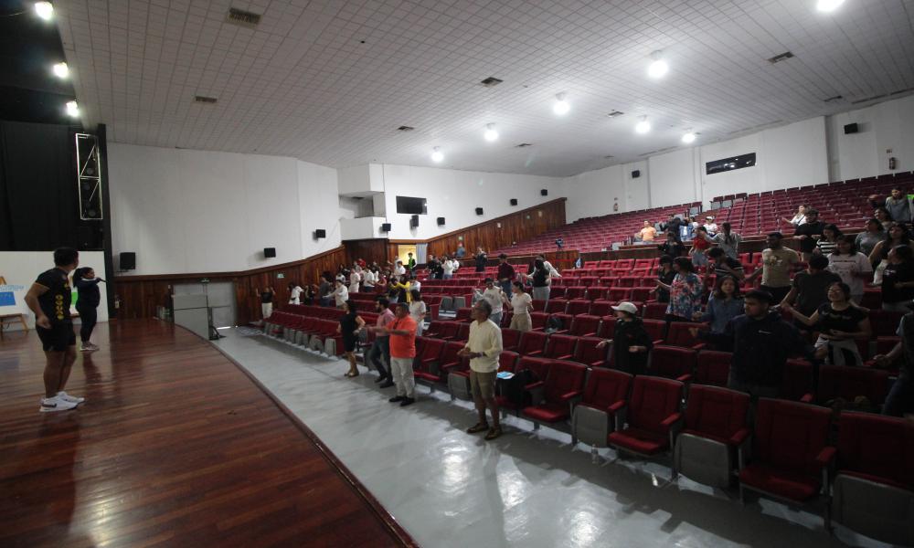 Se desarrolla con éxito el primer curso “Clase de Análisis de Problemas Globales del Siglo XXI”