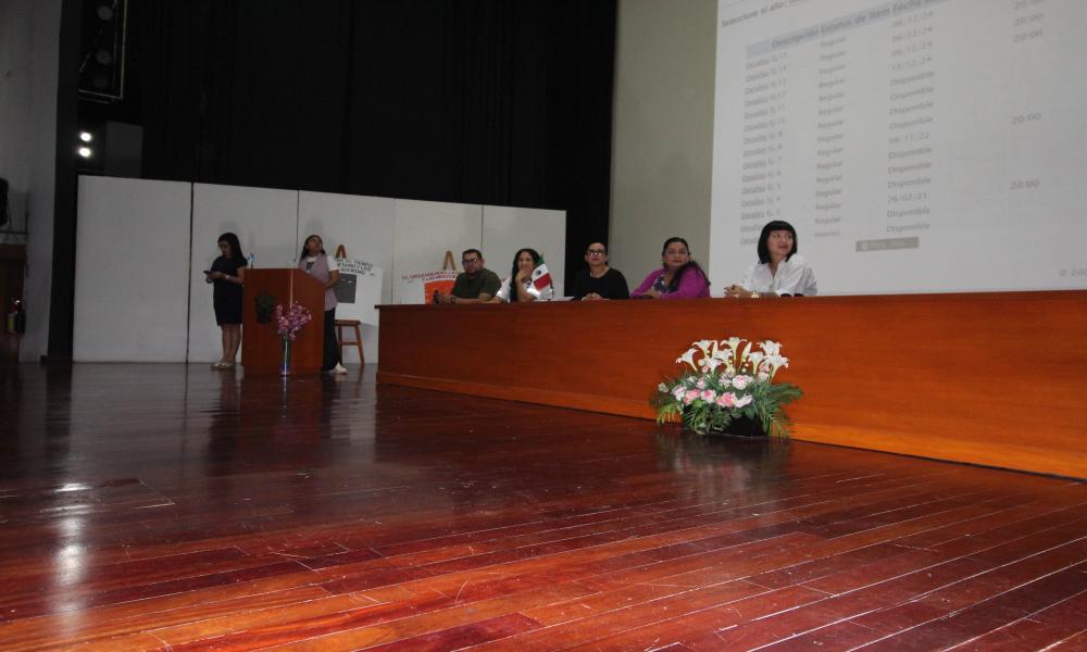 Se desarrolla con éxito el primer curso “Clase de Análisis de Problemas Globales del Siglo XXI”