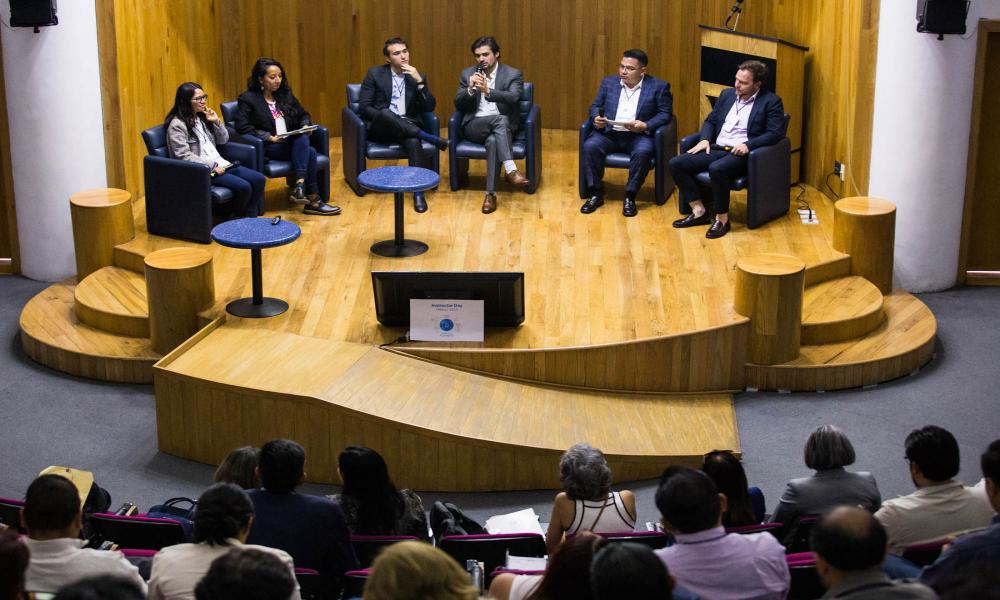 Académicos del CUCosta reciben merecidos reconocimientos en Instructor Day 2023 de Cisco