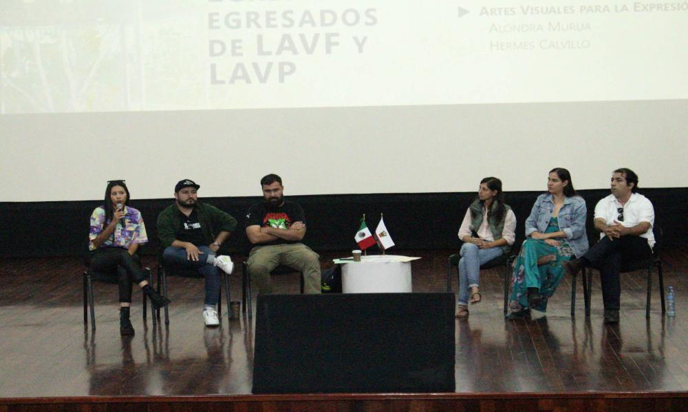 Se realiza Foro de Egresadas y Egresados de los Programas Educativos de la Licenciatura en Artes Visuales