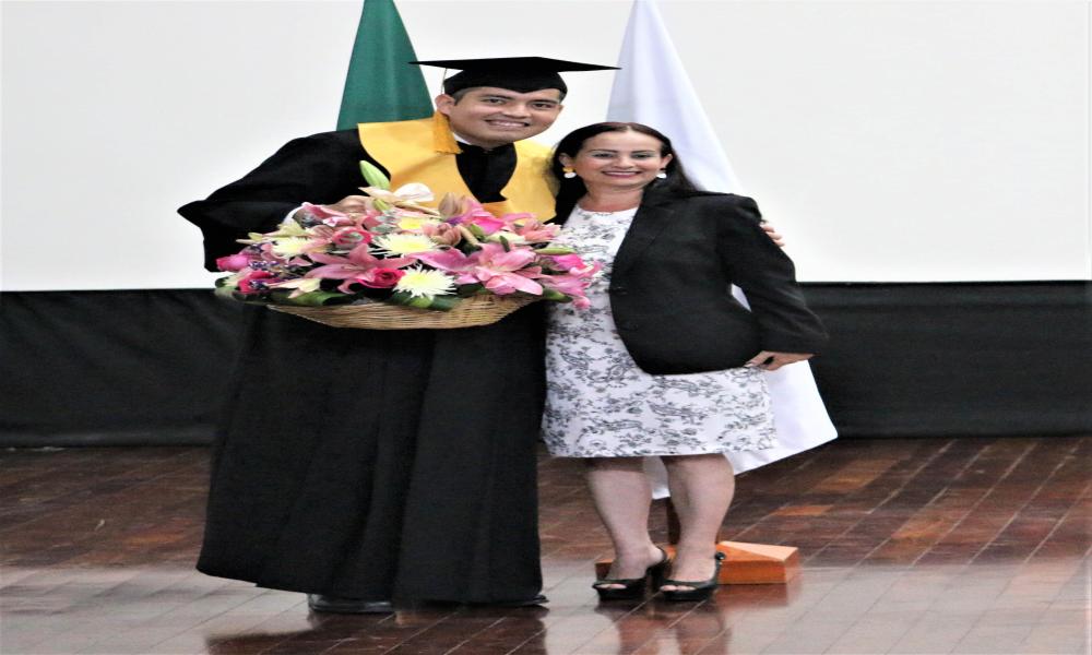 Se titulan 14 egresados de la XLIX Generación Abogados “Mtra. María Elena Sandoval”