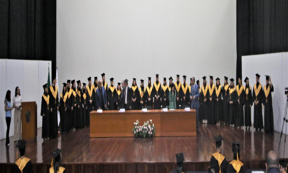 Se titulan 32 egresados de la L Generación de la Lic. en Abogado del CUCosta