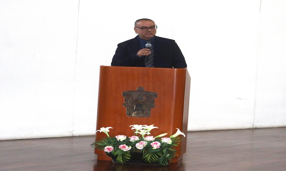 Egresa Primera Generación de Especialidades Médicas en CUCosta