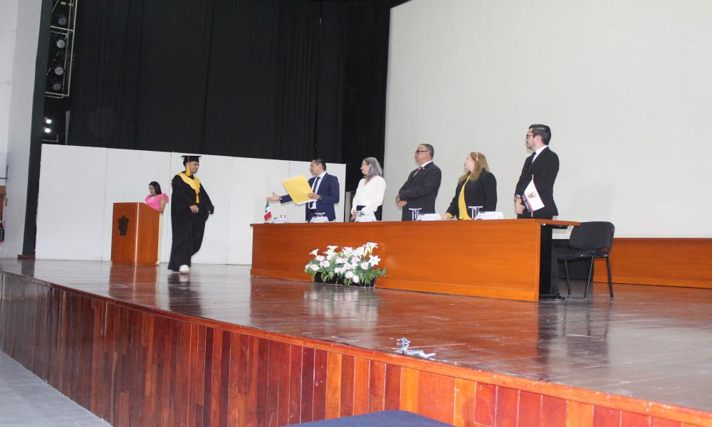 Egresa la XXVI Generación de la Licenciatura Médico Cirujano y Partero “Dra. Mara Liliana Tovar Peña”