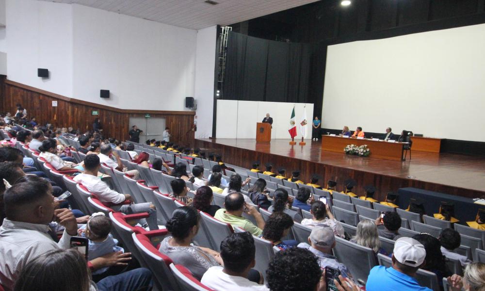 Concluye con satisfacción, la XVI Generación de la Licenciatura en Cultura Física y Deportes “Dra. Raquel García Pereda”
