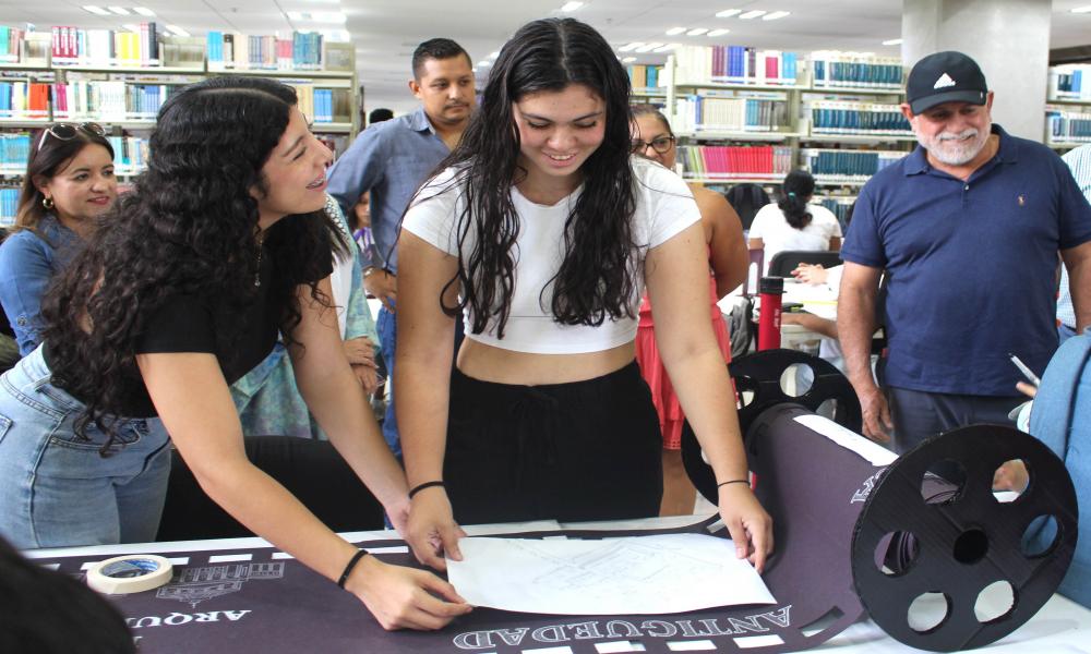 Reconoce rector de #CUCosta el apoyo de universitarios en la apertura de la biblioteca “Lic. Raúl Padilla López”