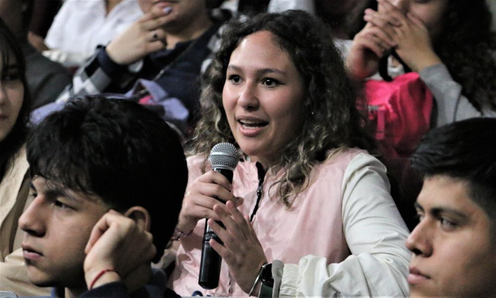 Autoridades universitarias dan la bienvenida al alumnado de nuevo ingreso en CUCosta