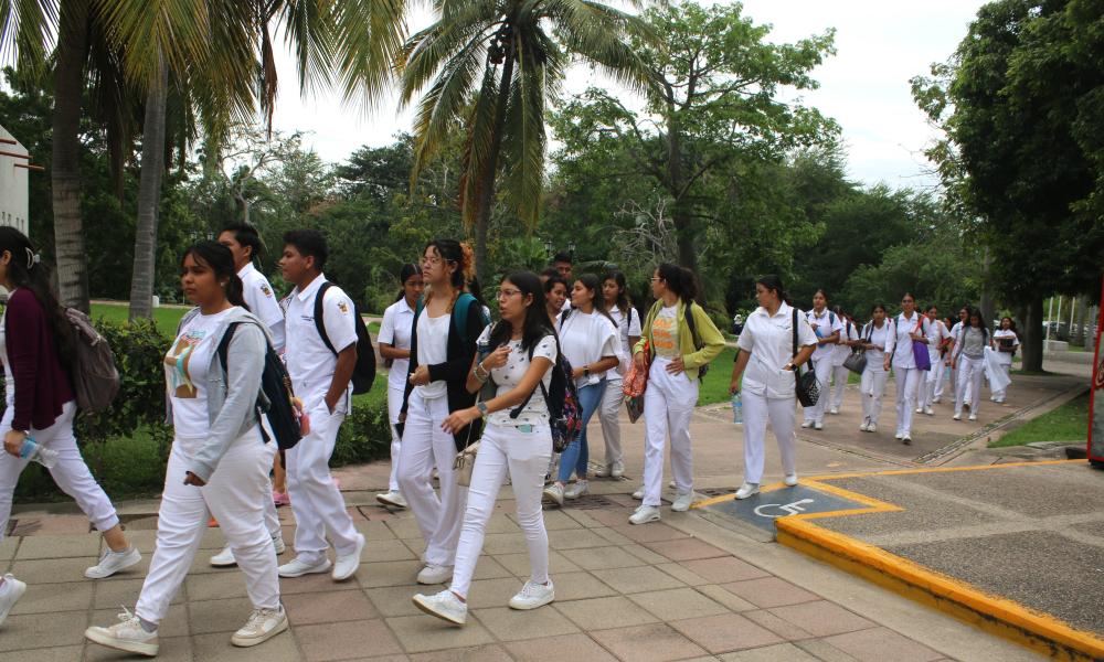 Se realiza Foro de Bioética en CUCosta