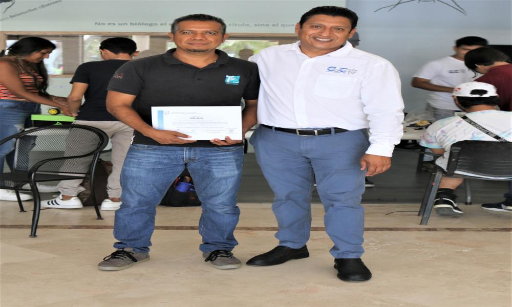 Estudiantes de la carrera Ingeniería en Telemática crean carritos eléctricos