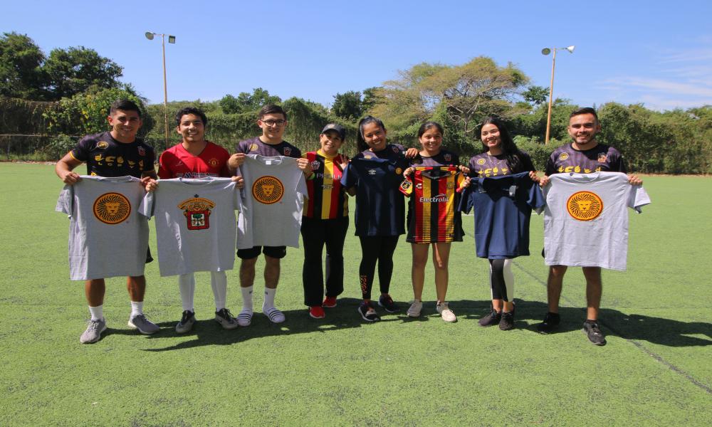 Concluyeron actividades deportivas y recreativas por X Aniversario de la carrera CFyD