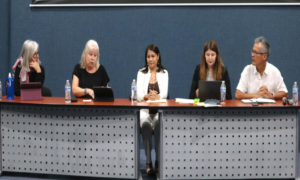 Impartieron Conferencia “Transformaciones e Impactos y Tecnologías en las Ciudades Turísticas”