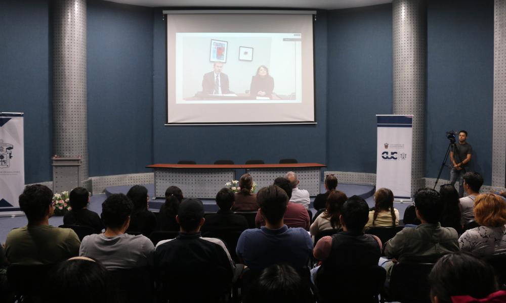 UdeG y ASU lanzan curso de inglés para la industria de los semiconductores