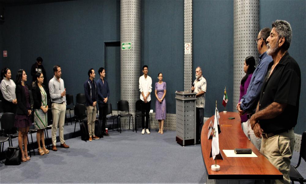 Presentan estudiantes de posgrados 16 trabajos de investigación en CUCosta