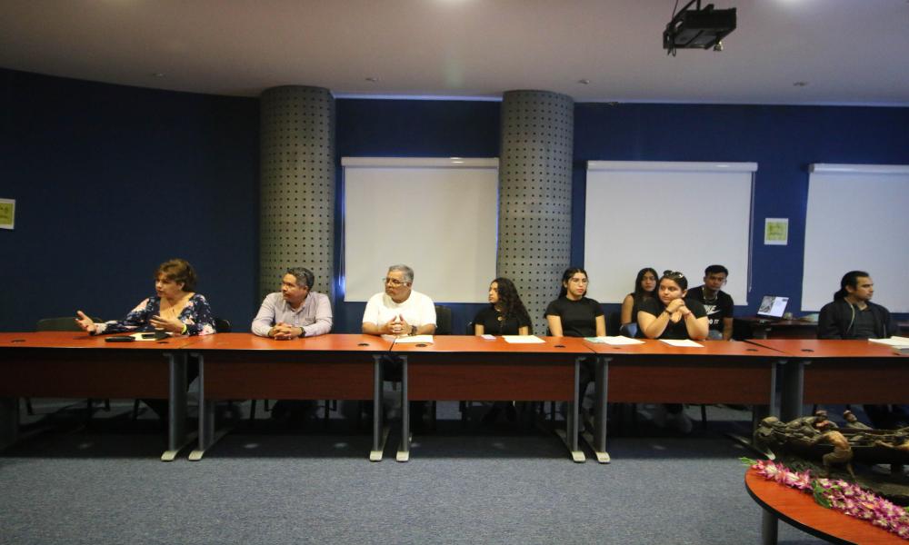 Agradecen autoridades de Las Juntas proyectos arquitectónicos realizados en CUCosta