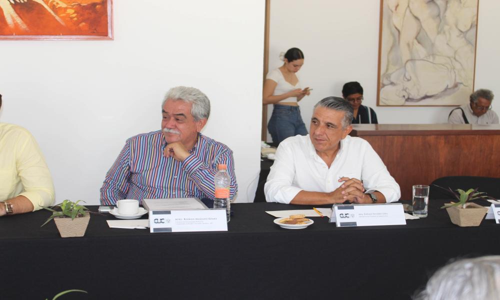 Toman protesta nuevos integrantes del Consejo Social del CUCosta