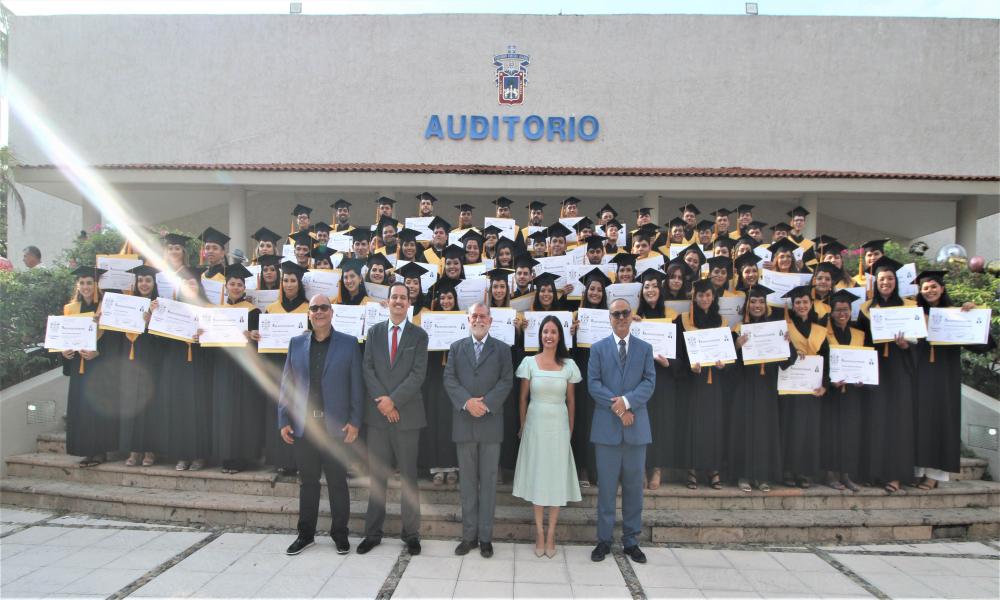 Se celebró el acto académico de la Quincuagésima Primera Generación de la carrera en Contaduría “Mtro. Ali Ríos Medina”
