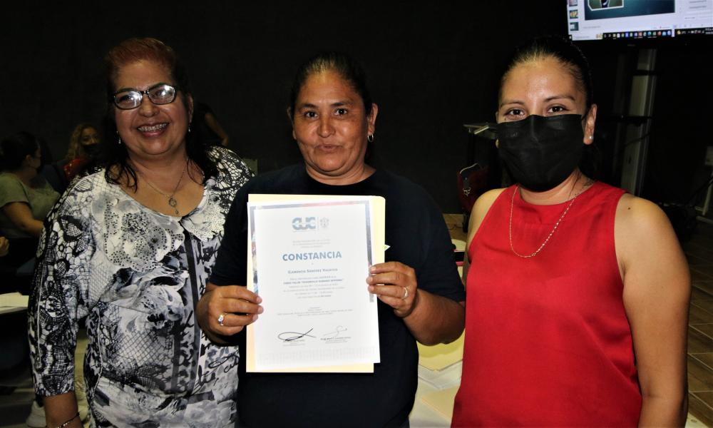 Ofrece CUCosta capacitación a sus colaboradores en Desarrollo Humano Integral