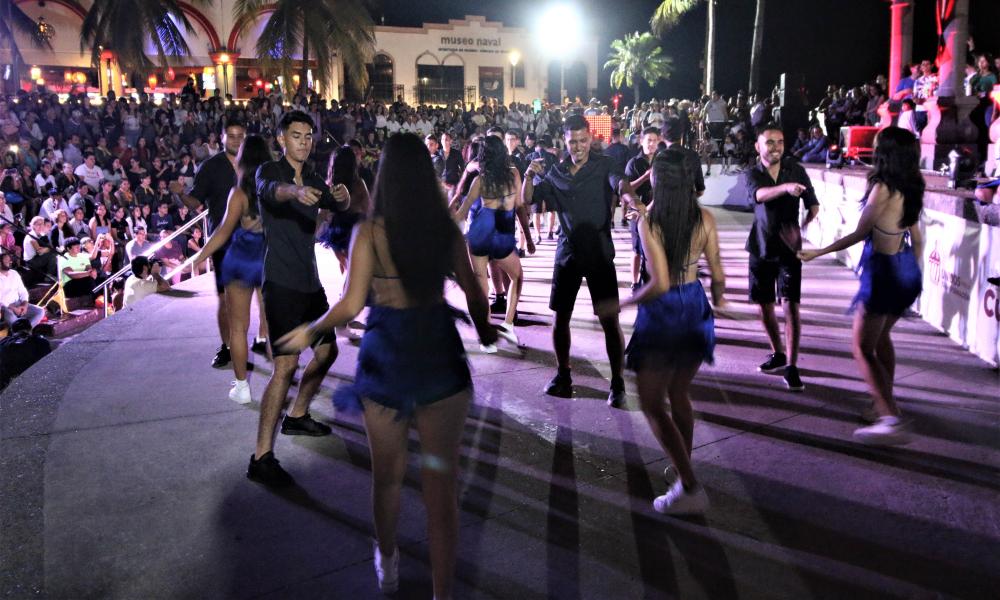 Inolvidable para asistentes el “XI Festival de Danza, Ritmos en el Mundo” del CUCosta