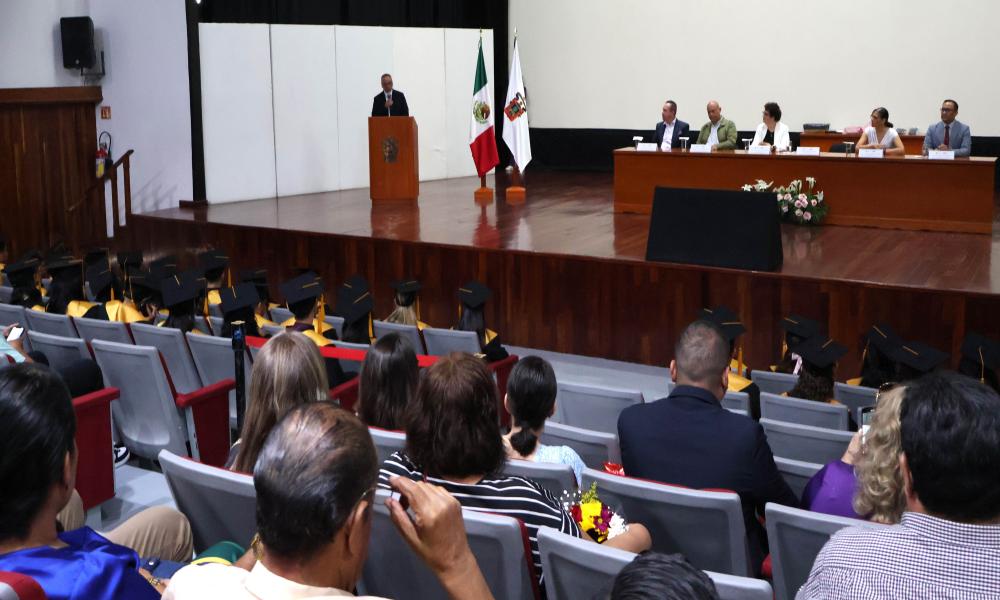 Doble Graduación en CUCosta de egresados de las Licenciaturas en Turismo y Lic. Ciencias y Artes Culinarias